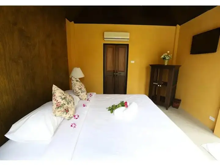 Паккрет: Ruen Parichart Tropical Resort