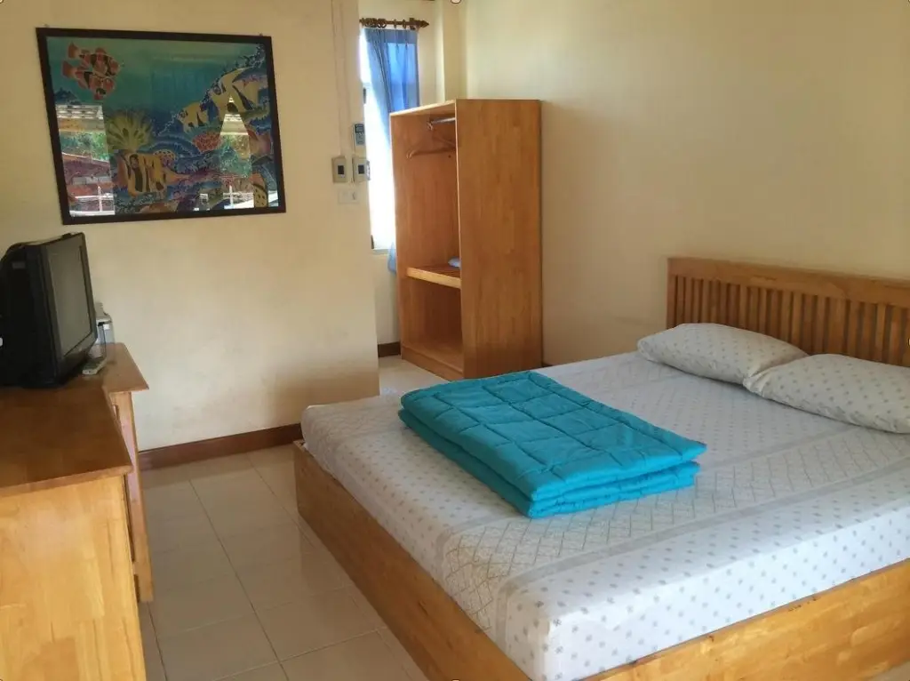 Прачуапкхирикхан: Ban Bangnangrom Hotel
