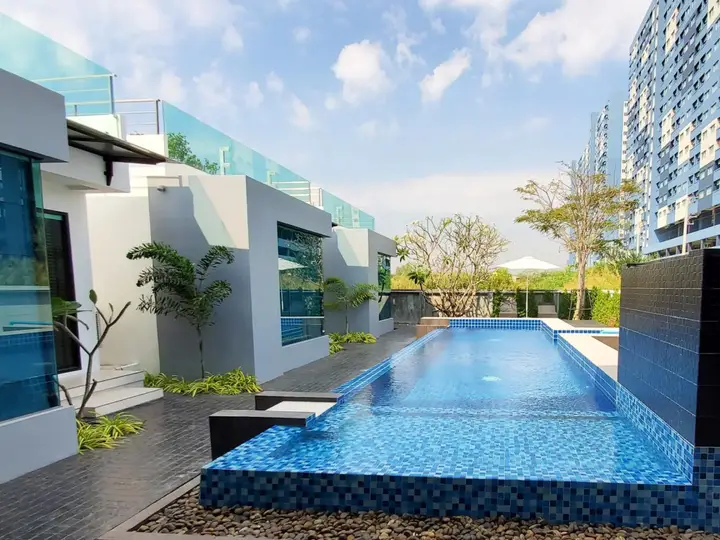 Чаам: Eya Poolvilla