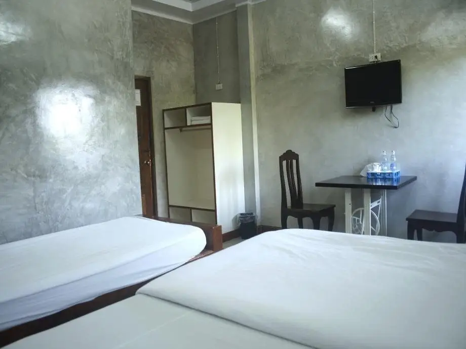 Сисакет: First Garden Home Resort