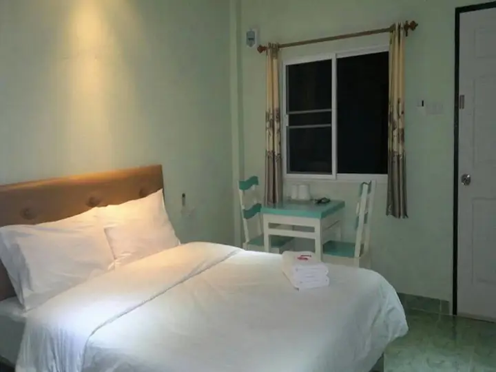 Саттахип: Wattana Hill Resort