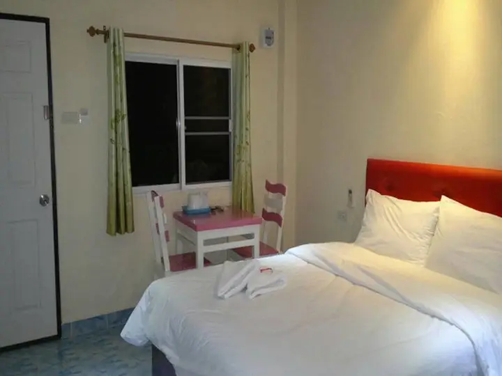 Саттахип: Wattana Hill Resort