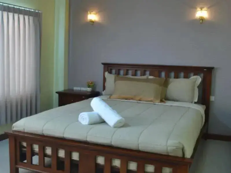 Краби: 甲米塔湾瓦恩FC酒店(Tawan Warn FC Hotel)