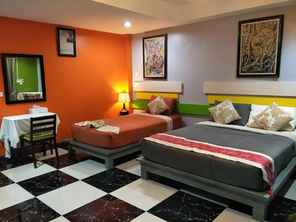 Транг: Raiwin Place