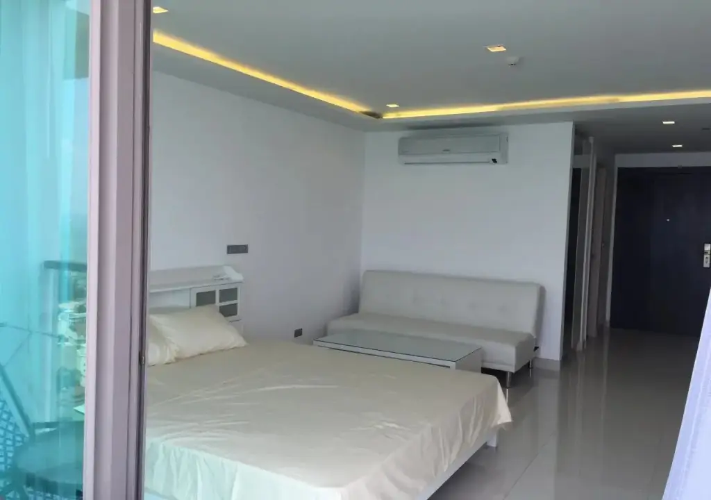 Паттайя: Wong Amat Tower by Liberty Group Apartment