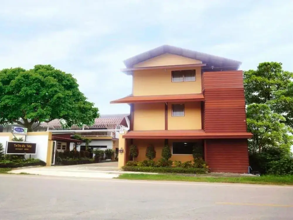 Ратчабури: Coconut Home Resort