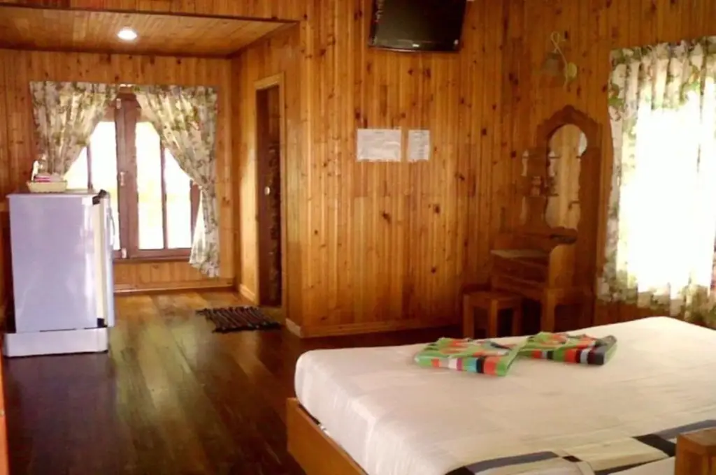 Та Кат Нгау: Sri Phairin Resort