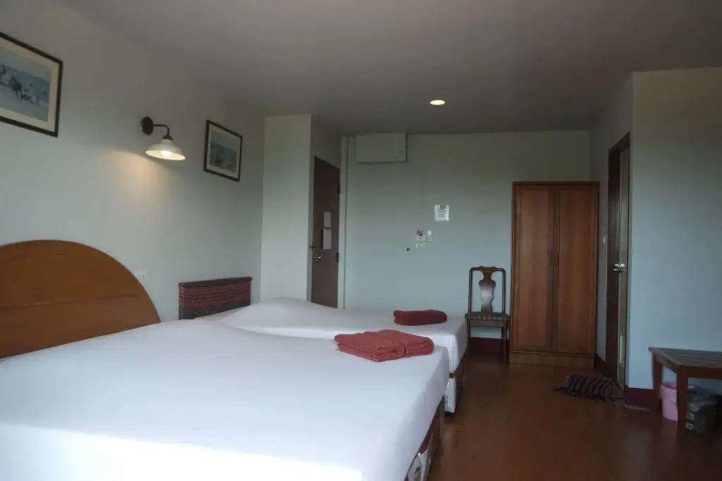 Чаам: Chaam Villa Sun Hotel