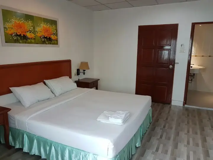 Пхукет: Welcome Inn Karon