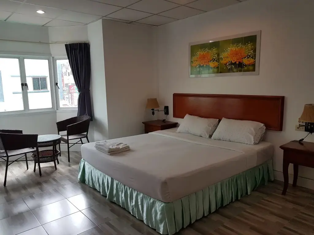 Пхукет: Welcome Inn Karon