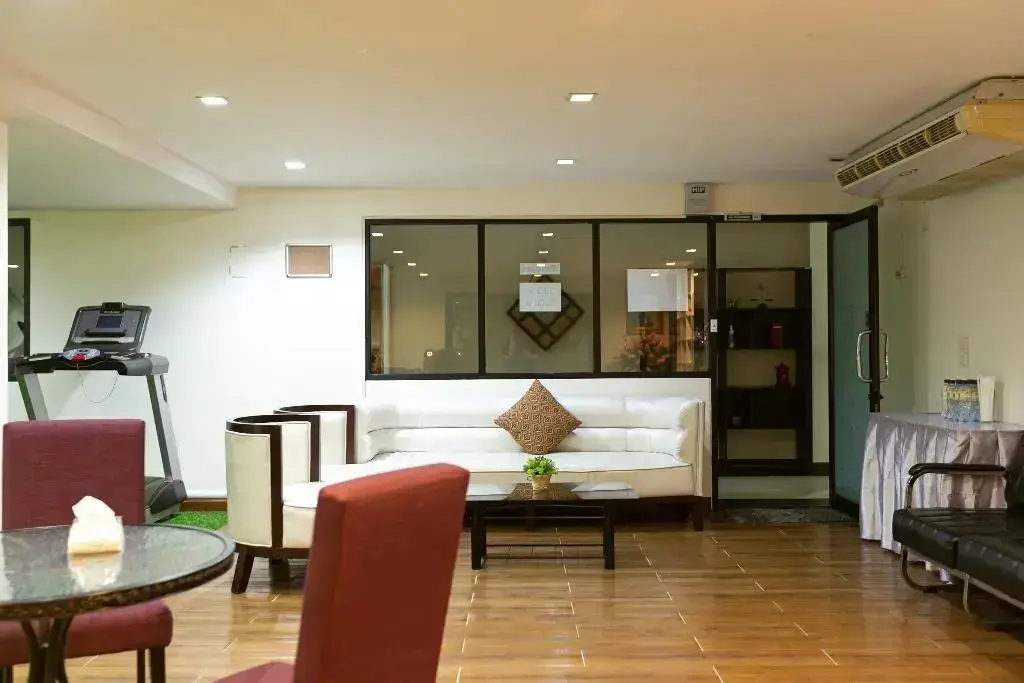 Банг Буа Тхонг: Grand Ratchapruek Hotel