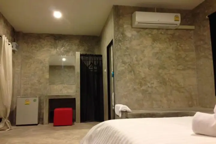 Ко-Лан: The Rest Hotel