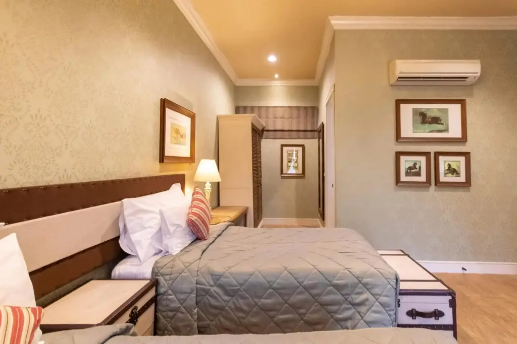 Кханонгпхра: Rancho Charnvee Khaoyai