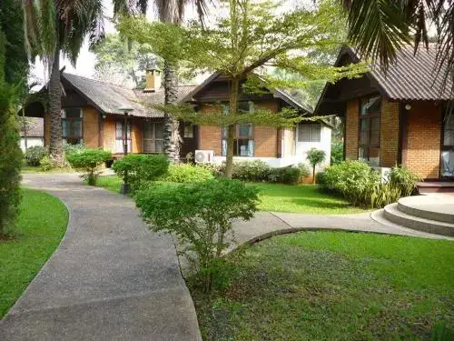 Сан-Кампаенг: Roong Aroon Hot Spring Resort
