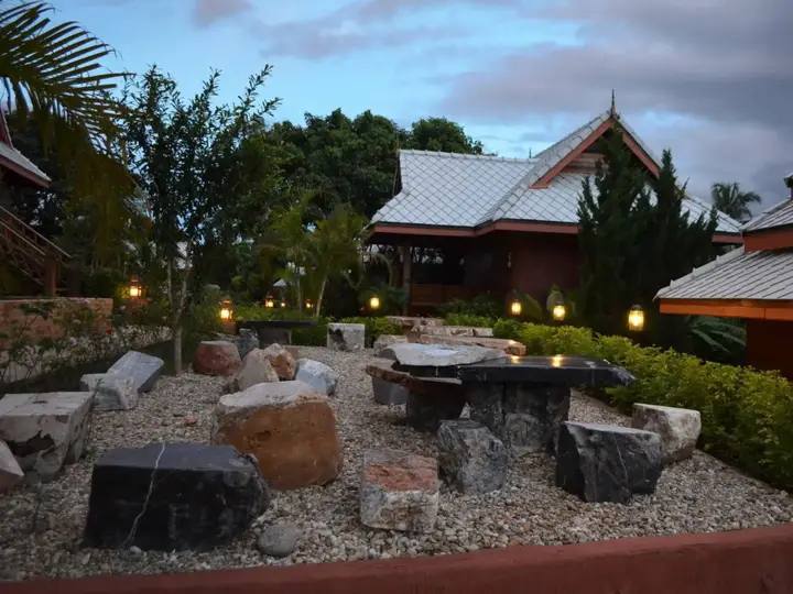 Май-Ай: Phusangtawan Resort