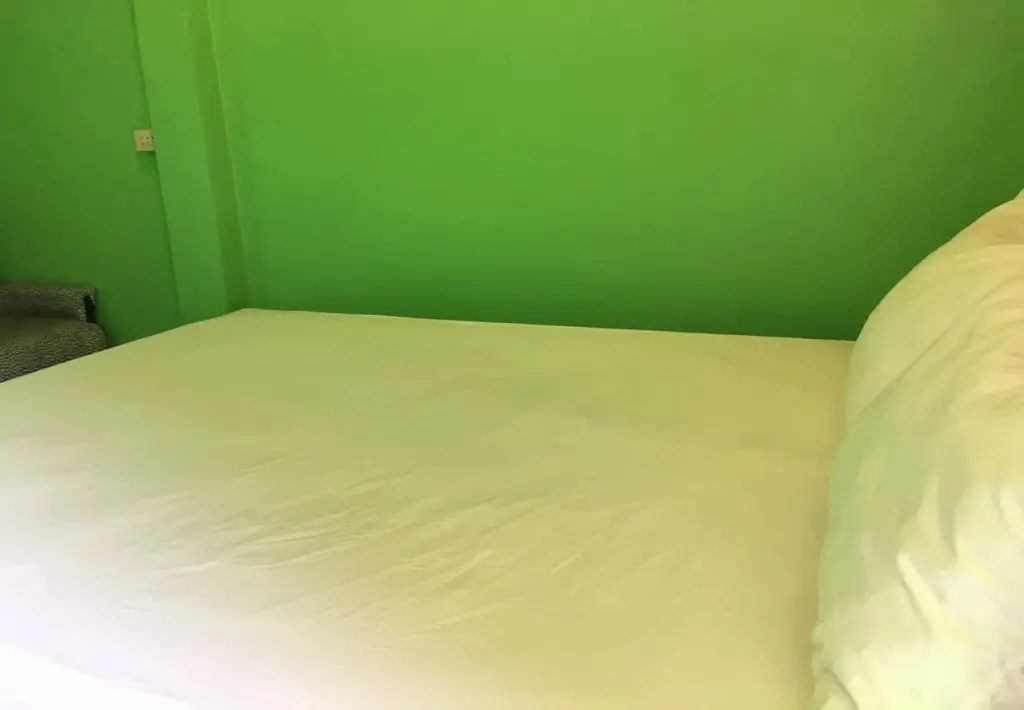 Накхоннайок: North Hotel