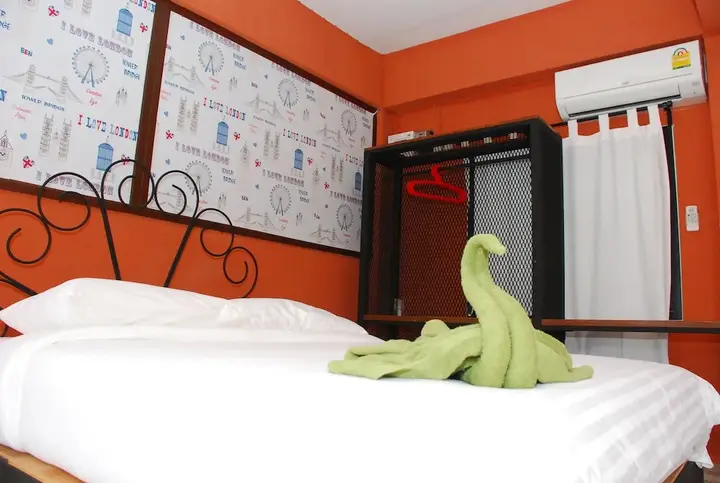 Чаам: Phutara Accommodation