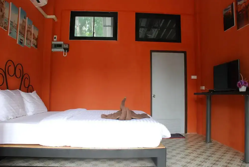 Чаам: Phutara Accommodation