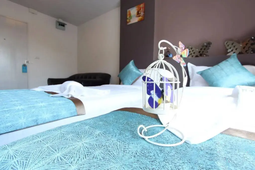 Банг-Сао-Тхонг: The Venese Hotel