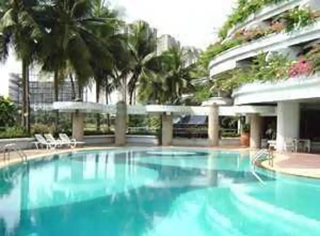 Паккрет: Eastin Lakeside