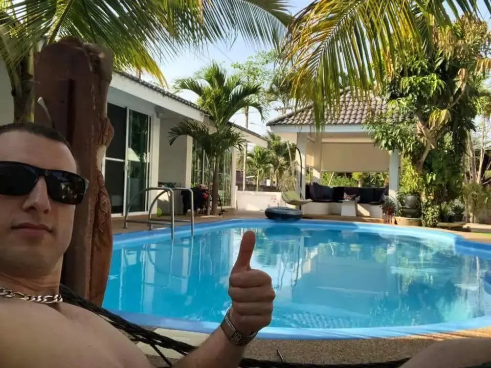 Маха Сарахам: Coconut Palms Bungalow