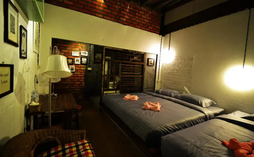 Накхонситхаммарат: The Old Times Nakhon