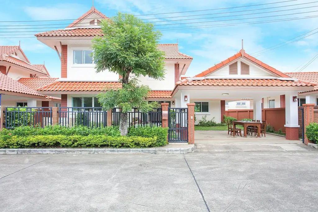 Банг-Саре: Baan Thai Lanna Pattaya