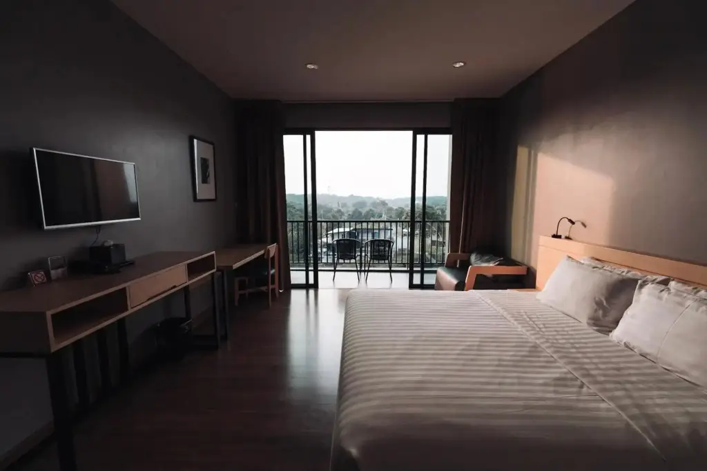 Столичный район Чантхабури: Riverawan Hotel (SHA Plus+)