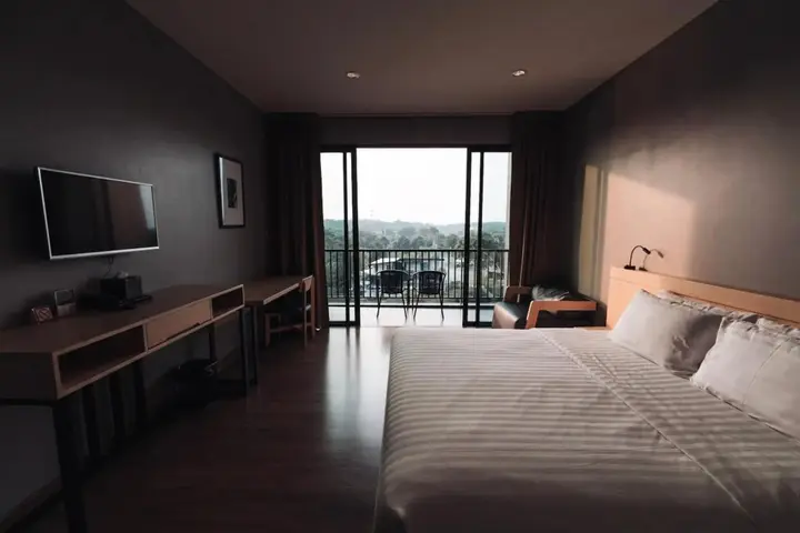 Столичный район Чантхабури: Riverawan Hotel (SHA Plus+)