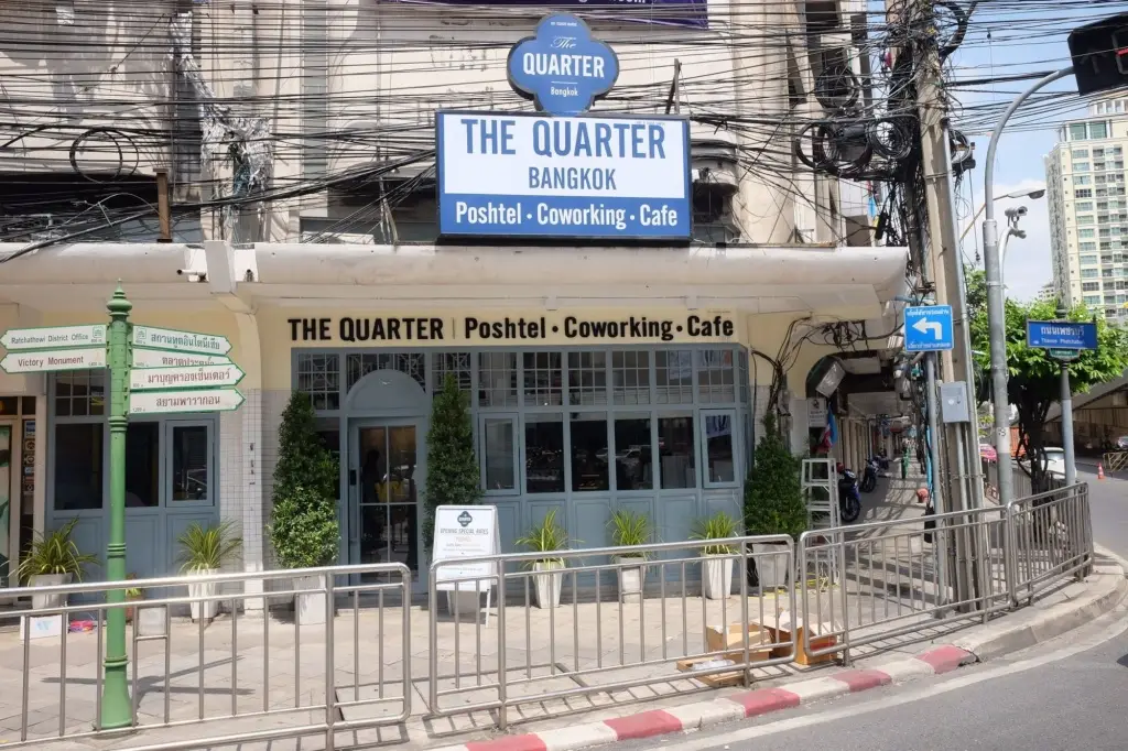 The Quarter Bangkok Poshtel & Coworking - Hostel — фото 1