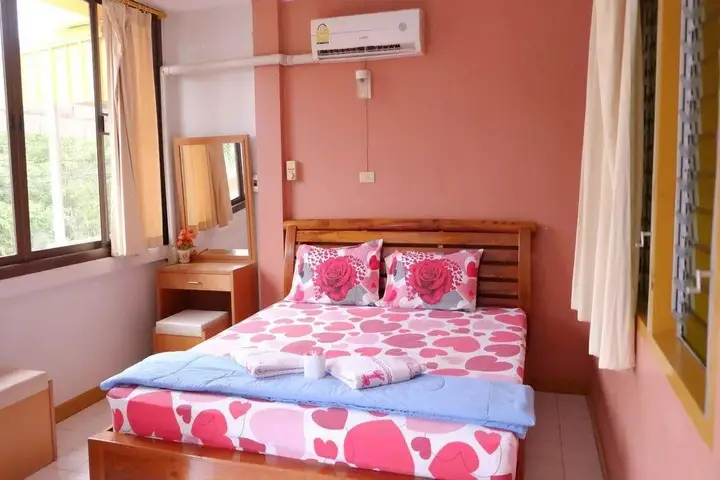 Районг: Lucky Guesthouse