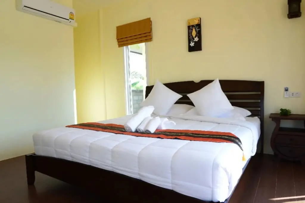 Чаам: OYO Nawang Resort