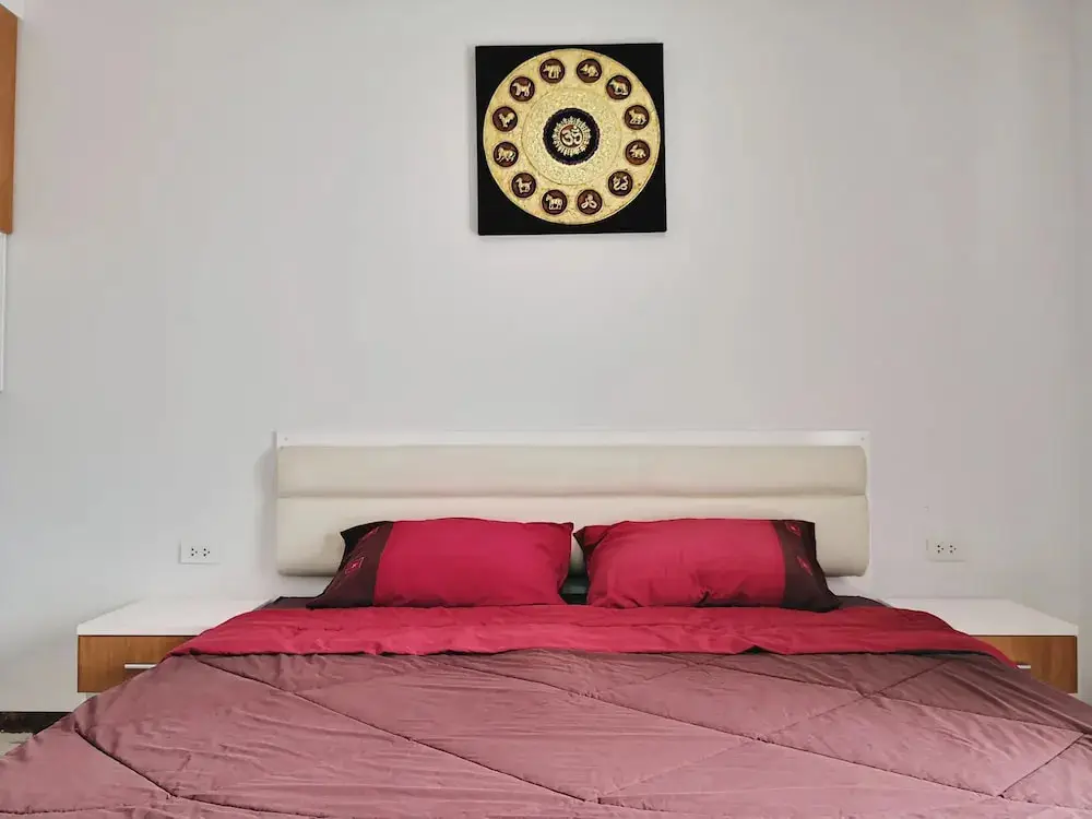 Бангтхорат: Taweesuk Residence
