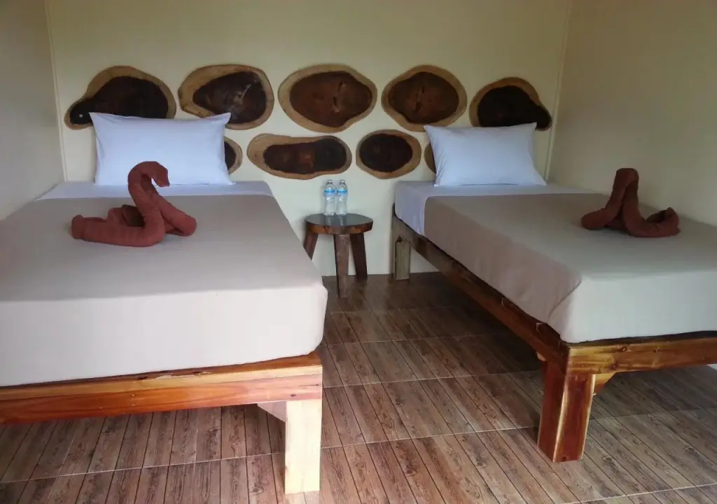 Фаном: Khao Sok River Home Resort