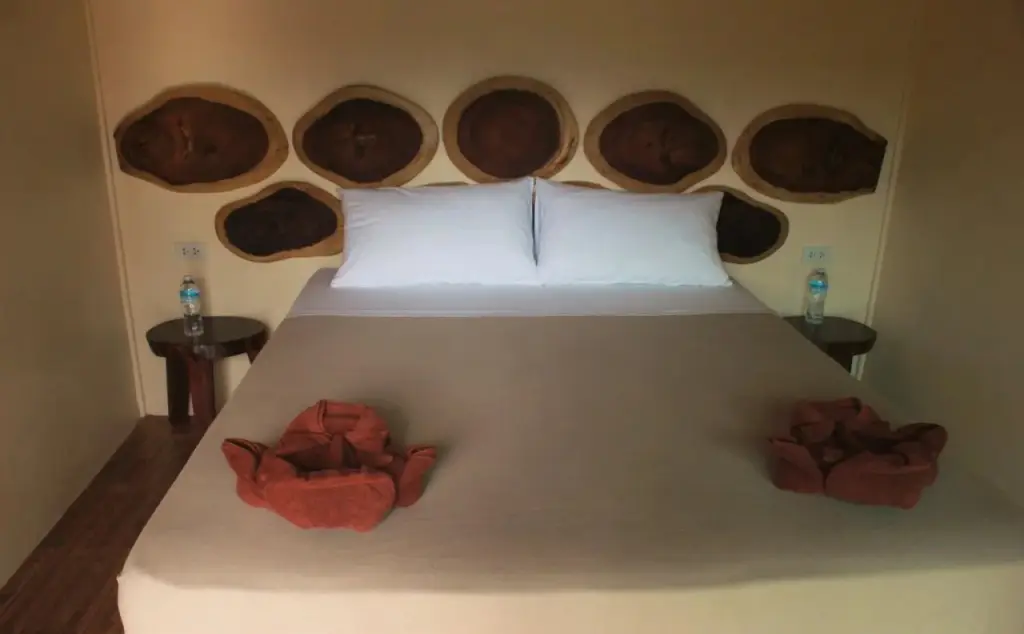 Фаном: Khao Sok River Home Resort