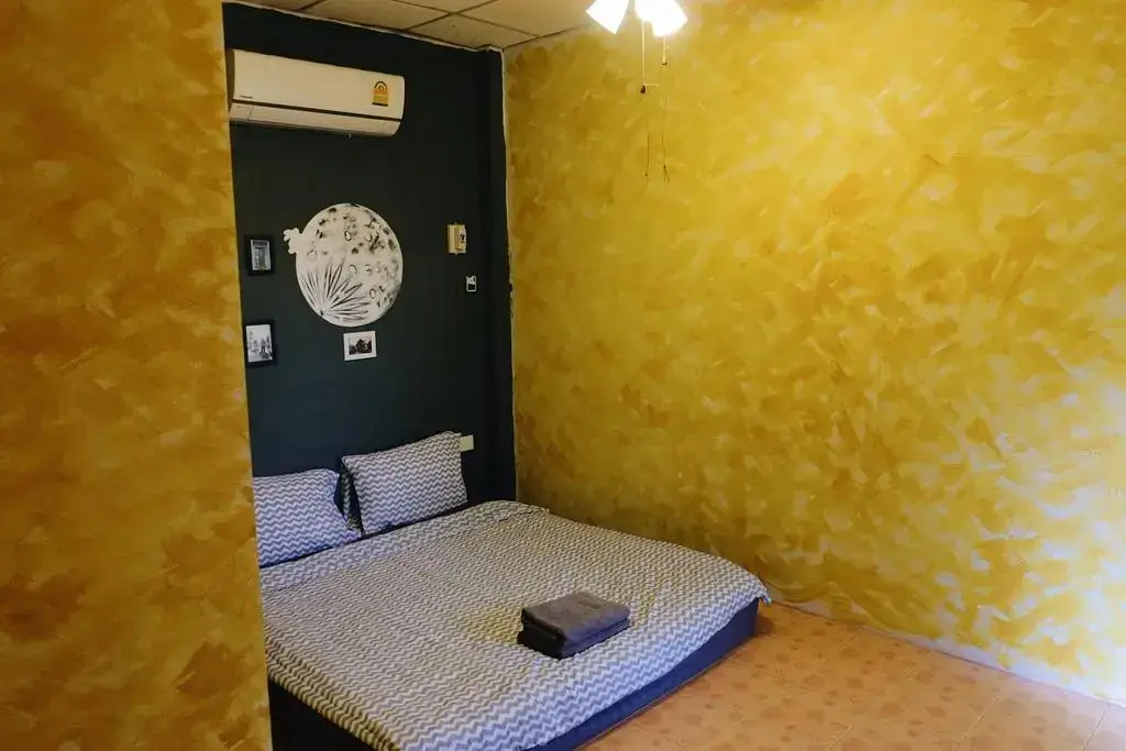 Carrot On The Moon Hostel — фото 1