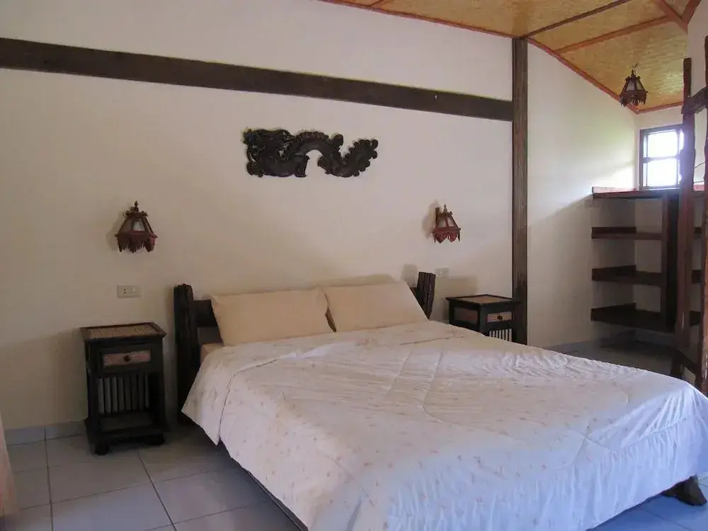 Паи: XPAI Guesthouse