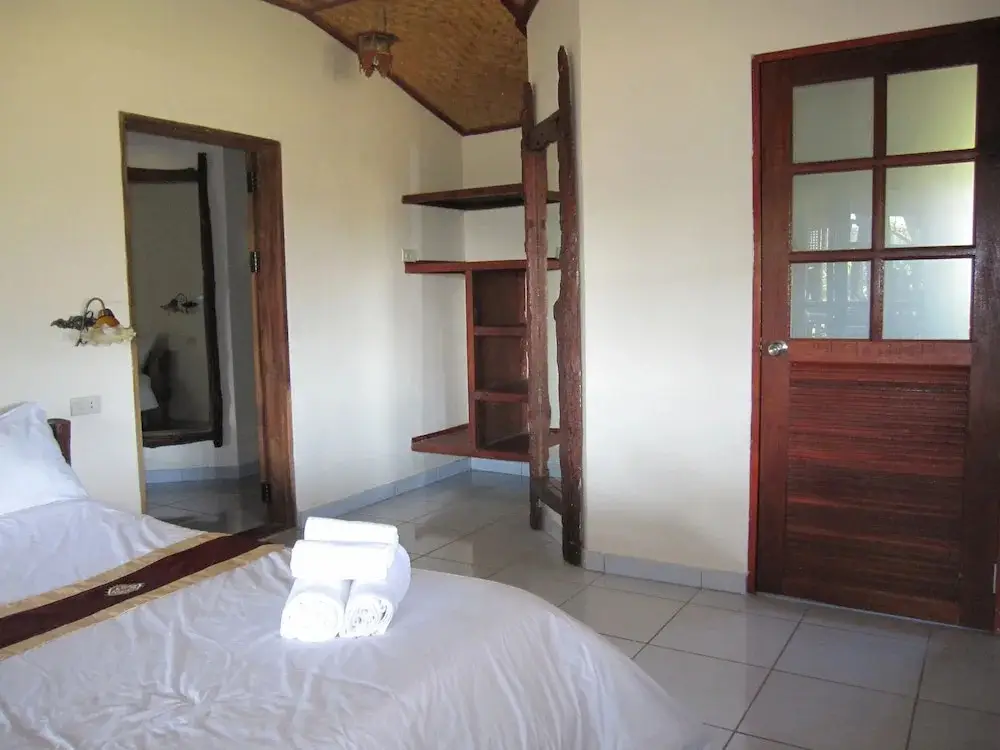 Паи: XPAI Guesthouse