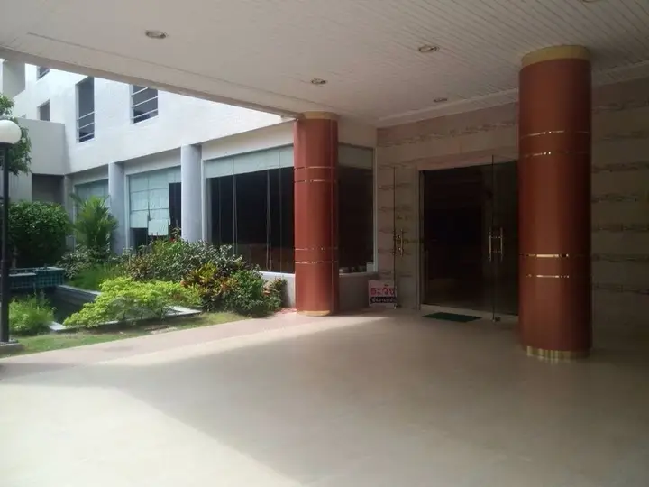 Супханбури: Sport Hotel
