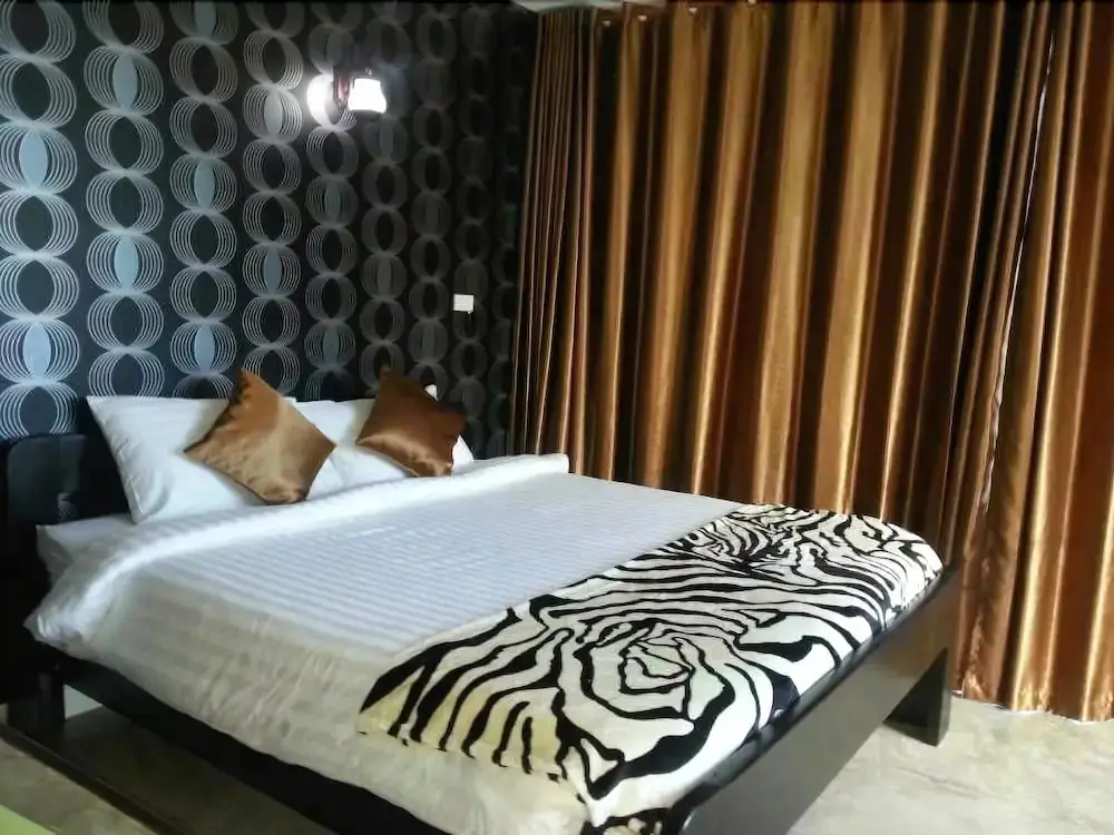 Сам-Рои-Йот: Jacky Jame Resort
