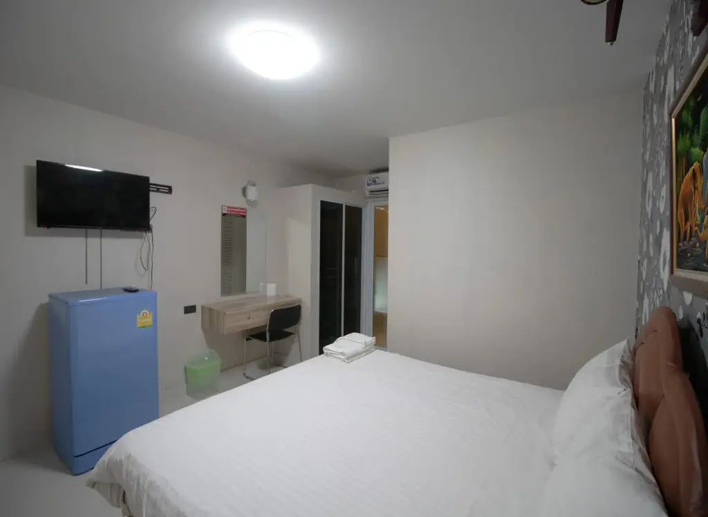 Кхлонг-Янг: Kun Hotel