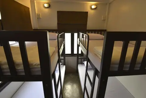Some Rest Hostel Khao San — фото 1