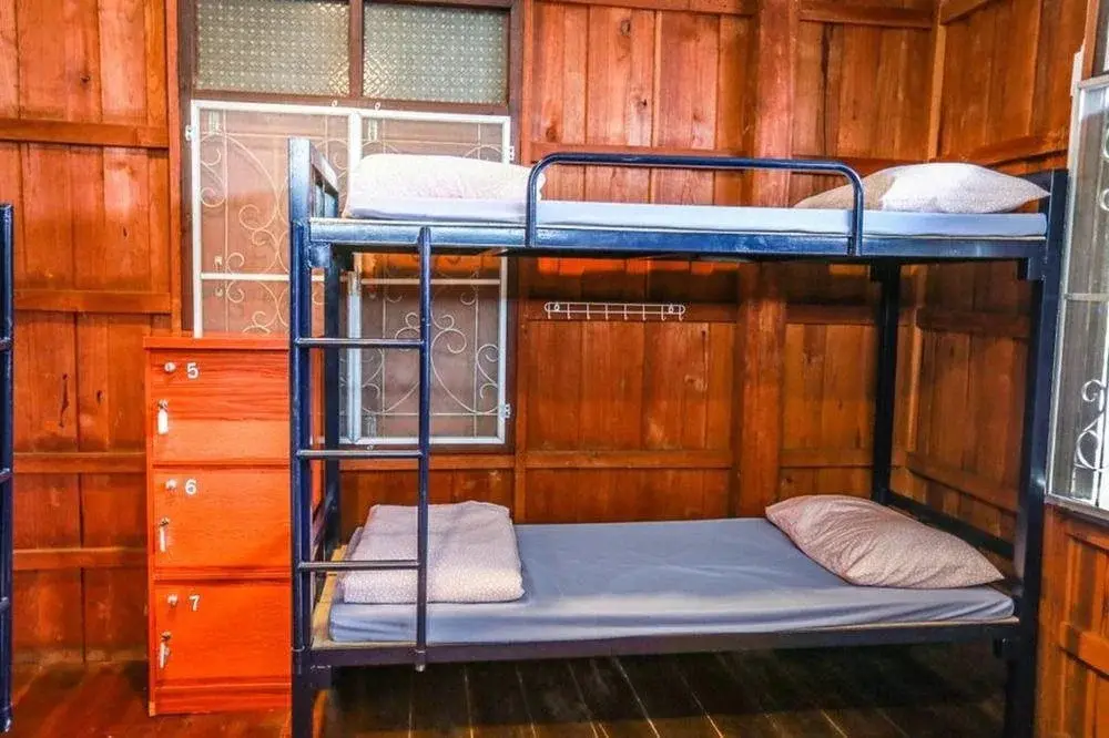 Паи: Green Hostel and Skate Park