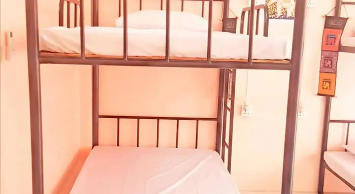 Кату: The Galiness Backpacker Hostel Patong