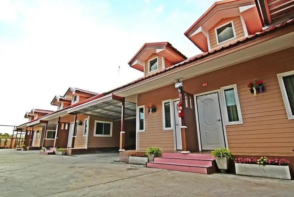 Накхоннайок: Rojanavee Resort