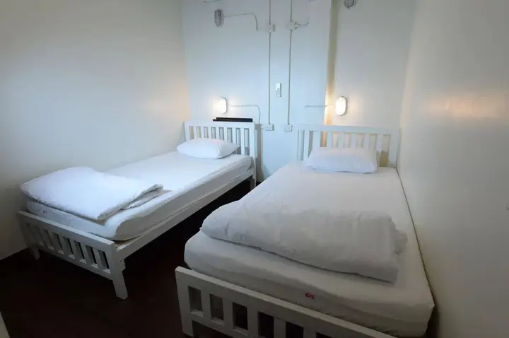 Бангкок: Lit Up Hostel & Gallery
