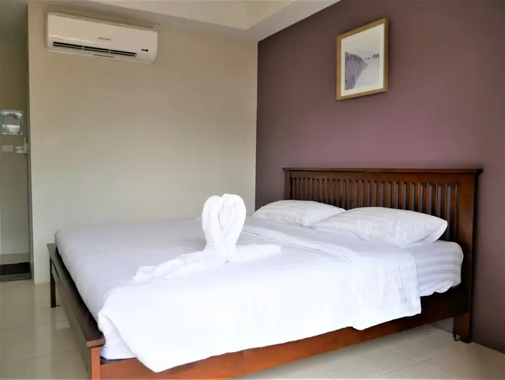 Районг: Yellow House Rayong