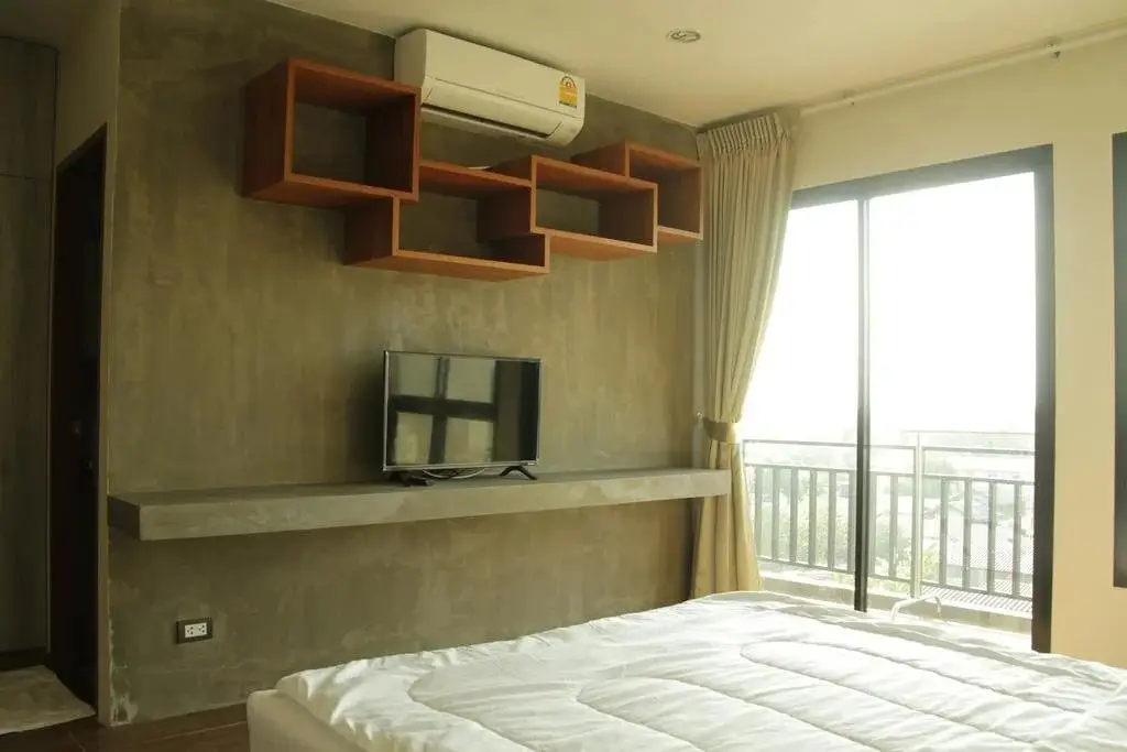 Бангтхорат: The Residence Thepkanjana
