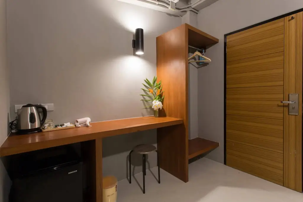 Краби: Holiday Station Hostel