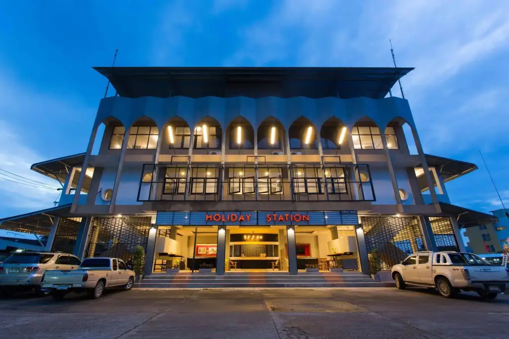 Краби: Holiday Station Hostel